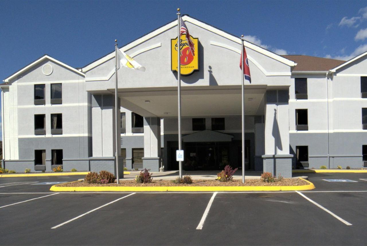 Super 8 By Wyndham Crossville Tn Exteriör bild